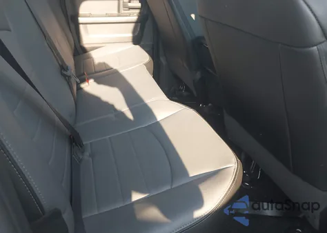 2022 Ram 1500 Classic Tradesman 4X2 6'4 Box из США, поврежденный, VIN 1C6RR6FG2NS139229